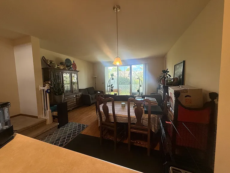 348 Fallbrook Ct — Photo 9