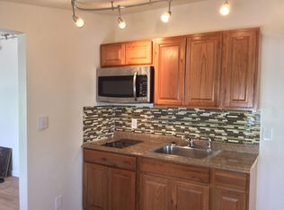 310 N 12th Ave APT B, Holbrook, AZ 86025