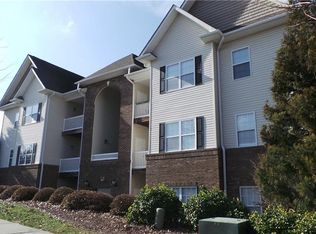 2431 Eagle Creek Dr, Winston Salem, NC 27103