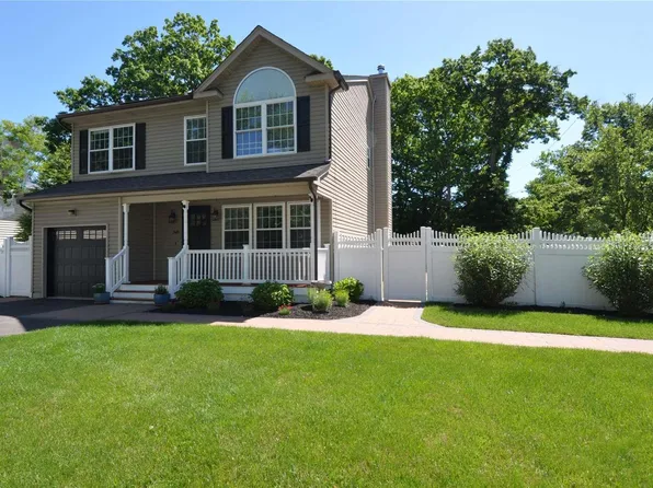 348 Broadway Greenlawn, Huntington, NY 11743