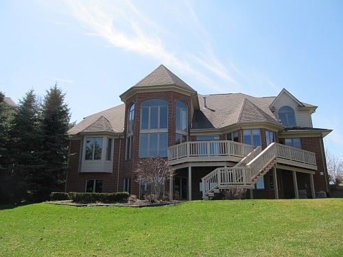 2nd image of 48344 Manorwood Dr