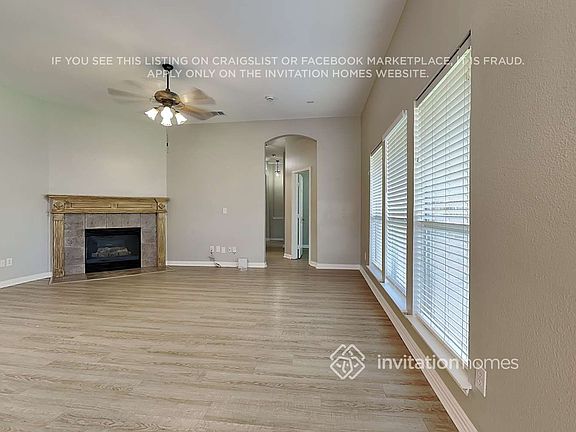 4th image of 1014 Spinnaker Dr