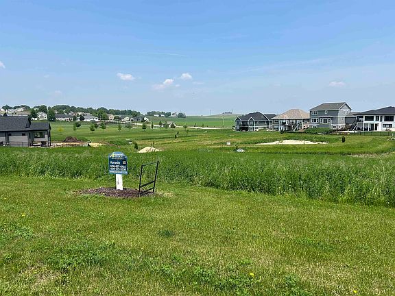 5th image of 825 Valley Rd