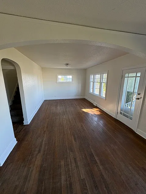 3 bed, 1.5 bath, 1468 sqft, $2,995 — Photo 4