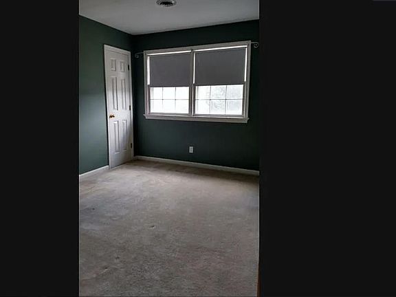 4th image of 11802 Kennedy Ln