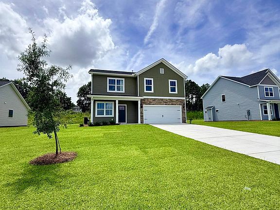 4th image of 183 Andover Way