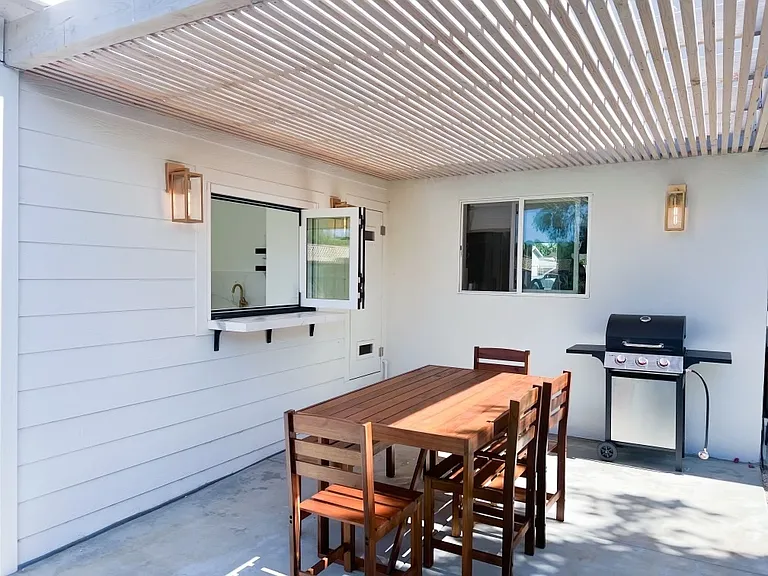 1114 Buena Vista Way #A — Photo 11