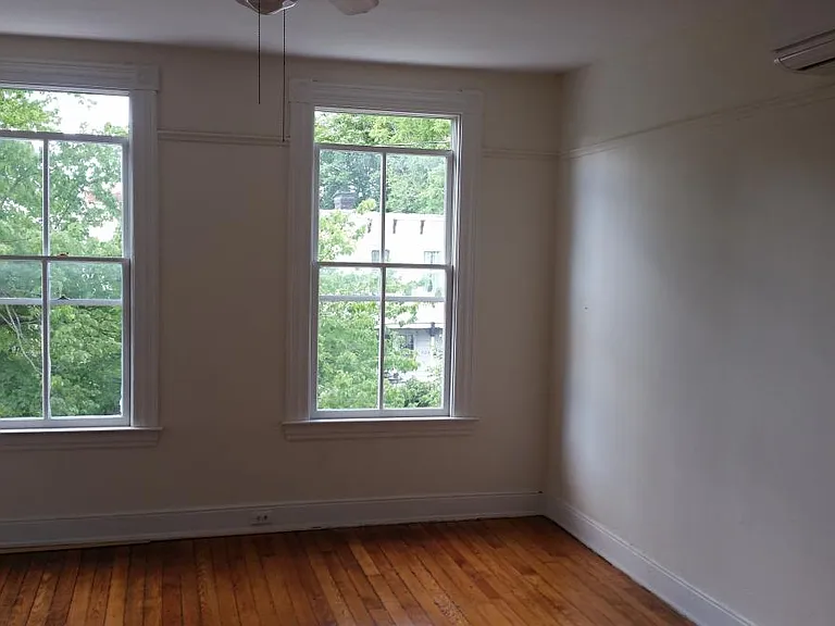 813 China St — Photo 7