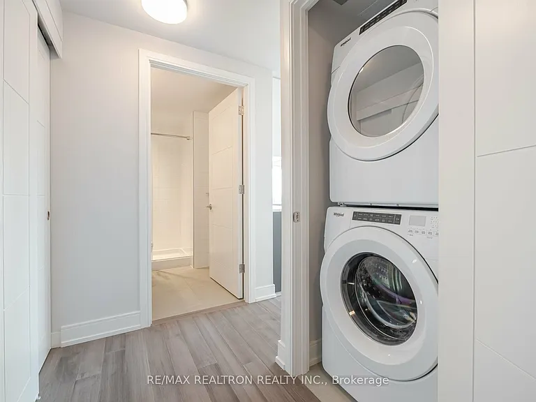 2525 Bathurst St #1203 — Photo 21