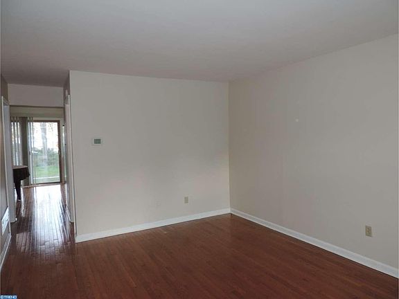 5th image of 5427 Jenmatt Dr