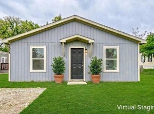 1618 Gale Dr, Azle, TX 76020