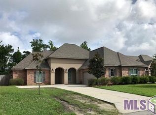 8019 Glacier Bay Dr, Denham Springs, LA 70726