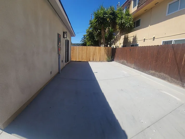 550-554 556 Foothill Blvd — Photo 84