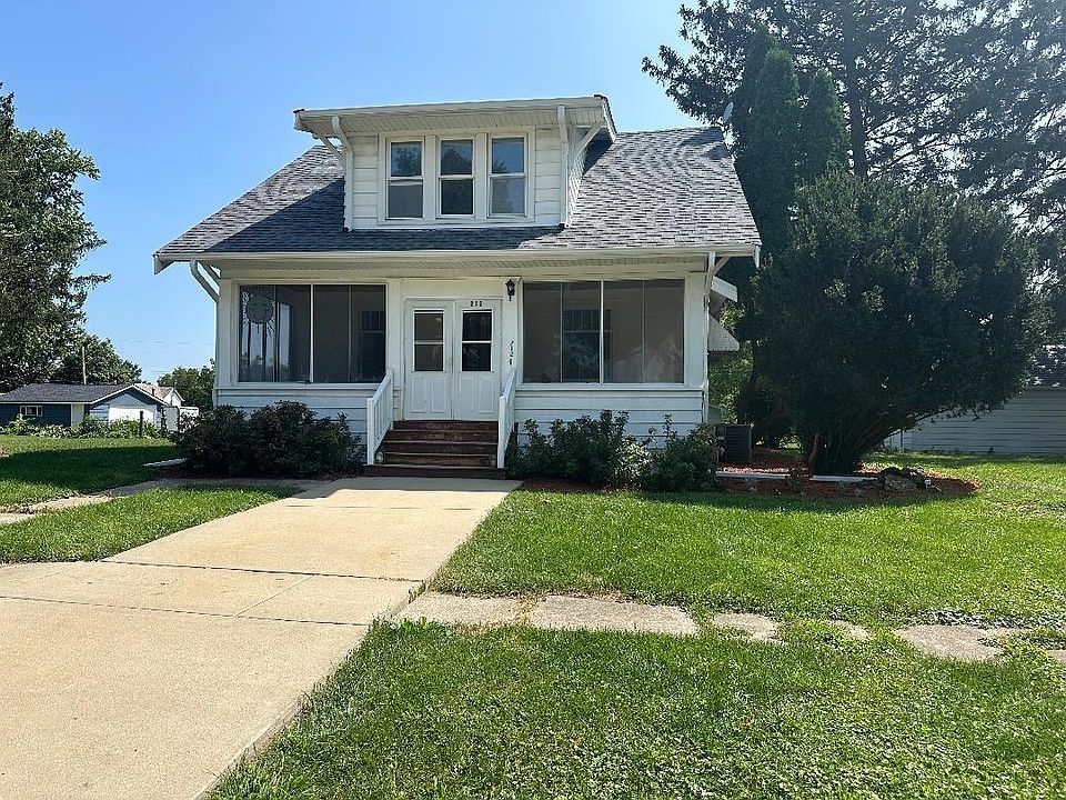 1st image of 212 S Seward St