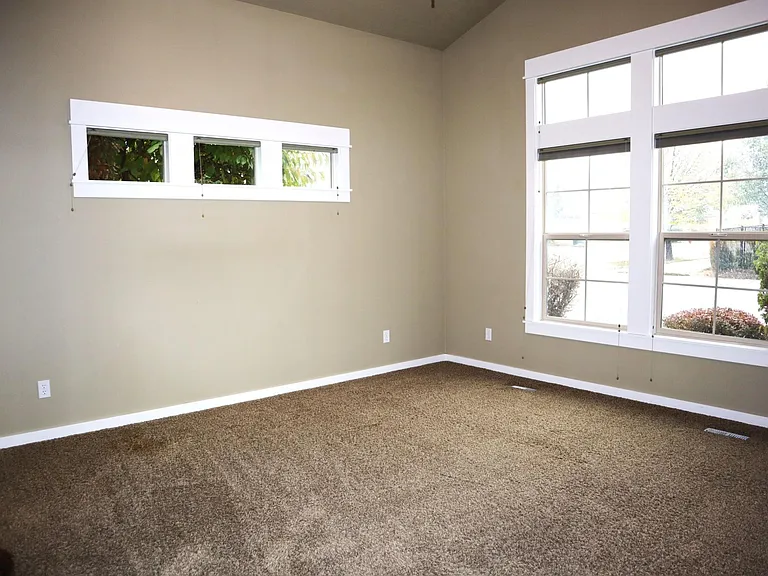 2895 E Deerhill Dr — Photo 14