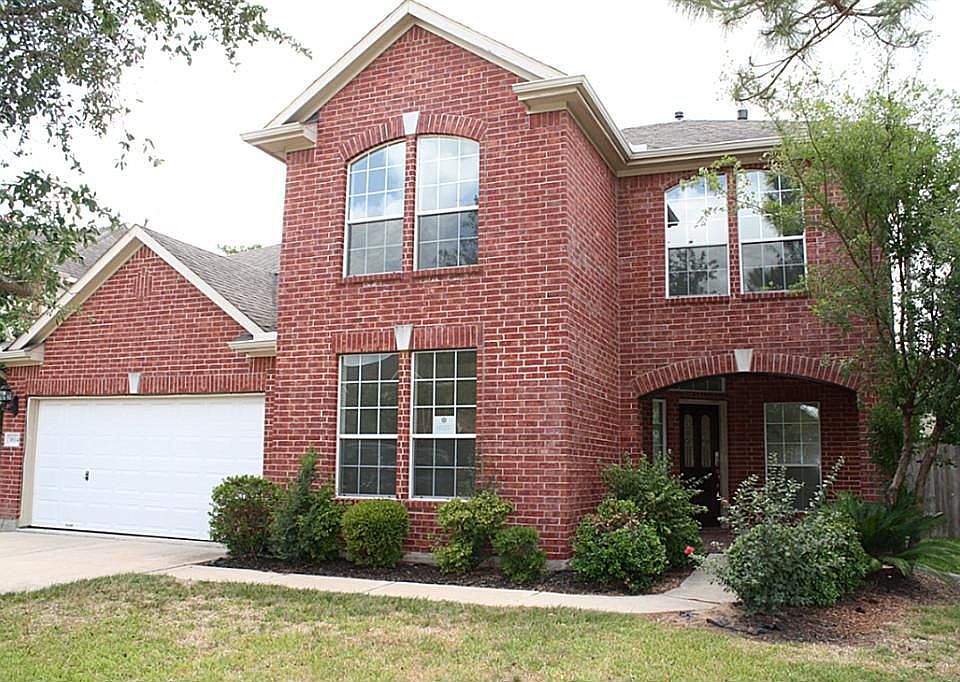 1st image of 3604 Pine Valley Dr
