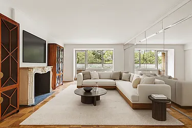 860 Fifth Avenue, #4H