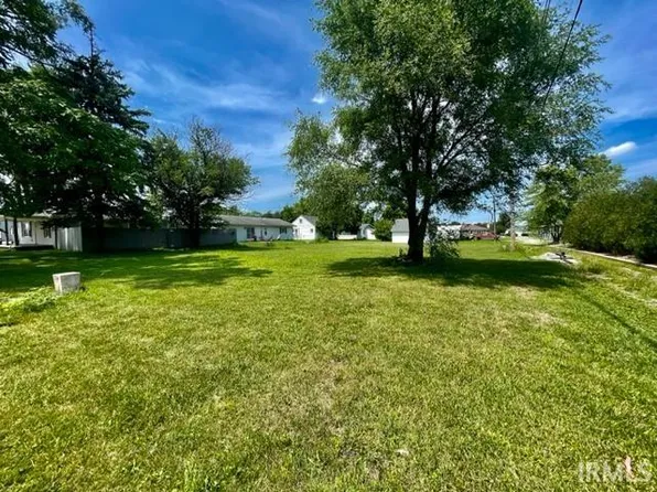 214 W Division St #7-8-9, Remington, IN 47977
