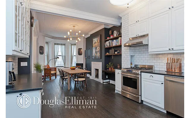 Sold by Douglas Elliman | media 16