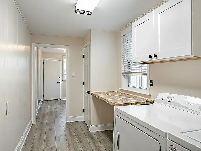 4 bed, 2.5 bath, 2915 sqft, $3,150 — Photo 4