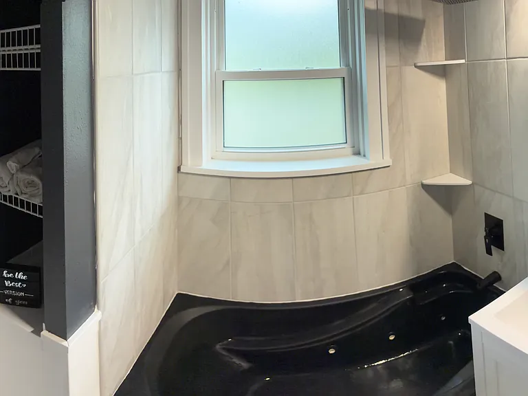 4000 University Ave #7 — Photo 15