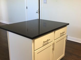 918 Green Bay Rd #6HBPZHZNJ, Winnetka, IL 60093