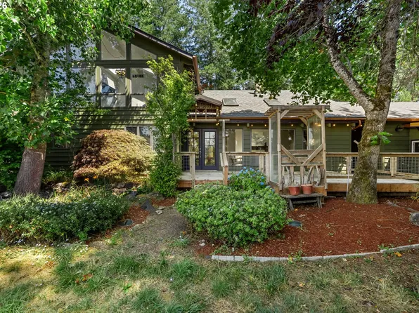 28208 Cottage Grove Lorane Rd, Cottage Grove, OR 97424