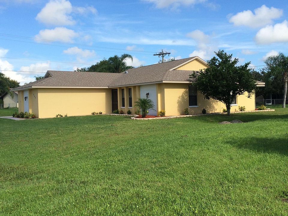 1st image of 247 SW 33rd Ter