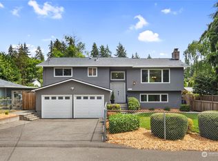 13330 20th Ave NE, Seattle, WA 98125