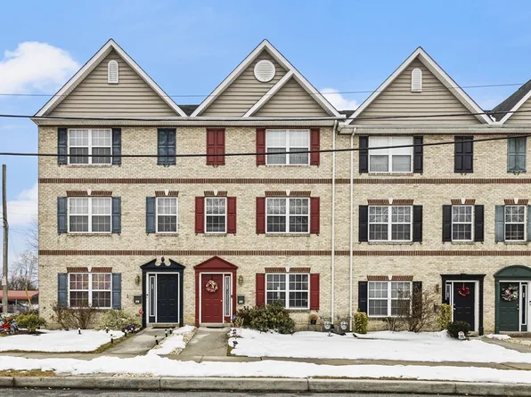 303 W 9th St, New Castle, DE 19720