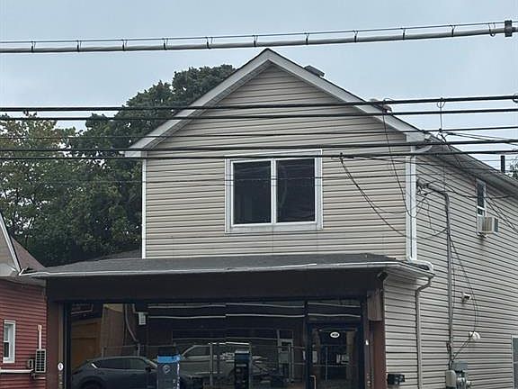 2nd image of 4028 Hylan Blvd