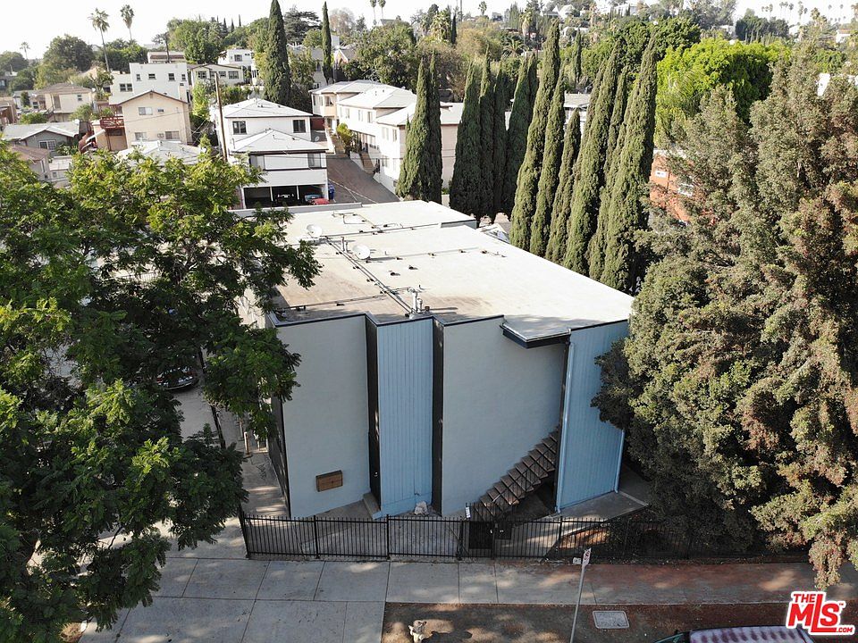 2nd image of 737 Silver Lake Blvd APT 5