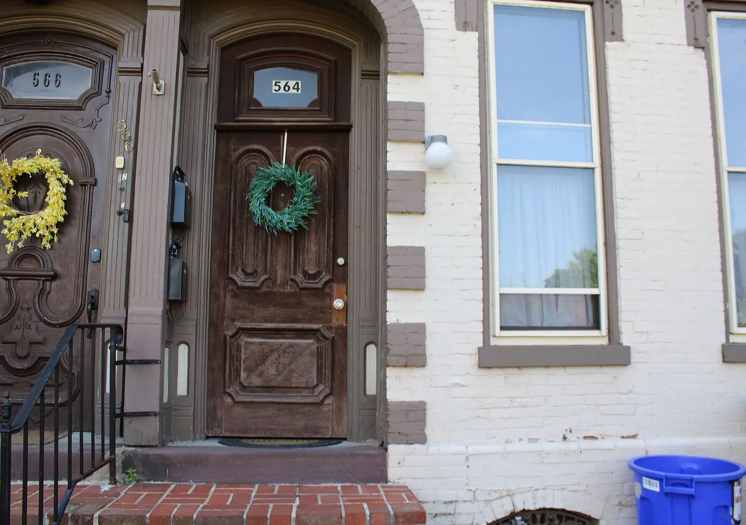 564 Race Street — Photo 2