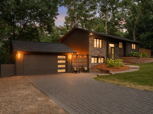 401 Birchwood Ave, White Bear Lake, MN 55110