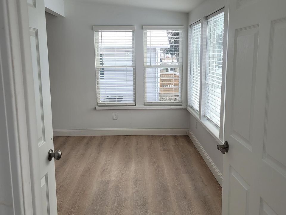 3082 Norcott Dr Keego Harbor MI Zillow