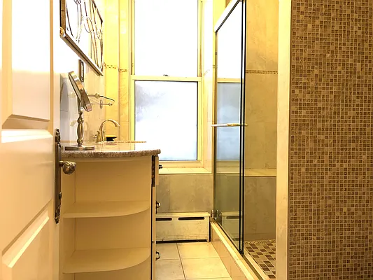 Rented by Meraki Realty LLC | media 8