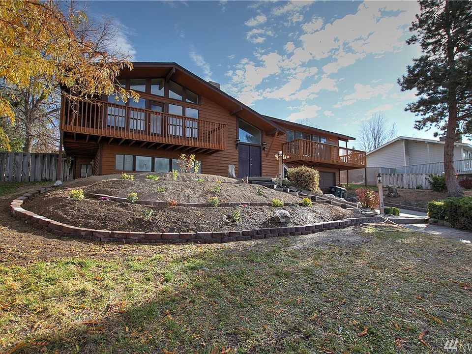 1st image of 2025 S Beaumont Dr