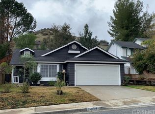 28518 Victoria Rd, Castaic, CA 91384