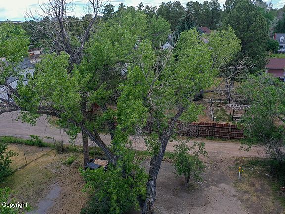 3rd image of 1113 6th St