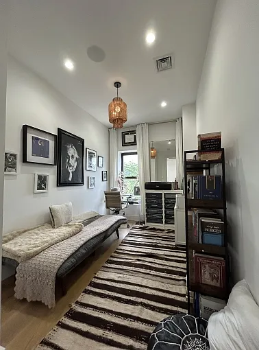 2077 Pacific St — Photo 3