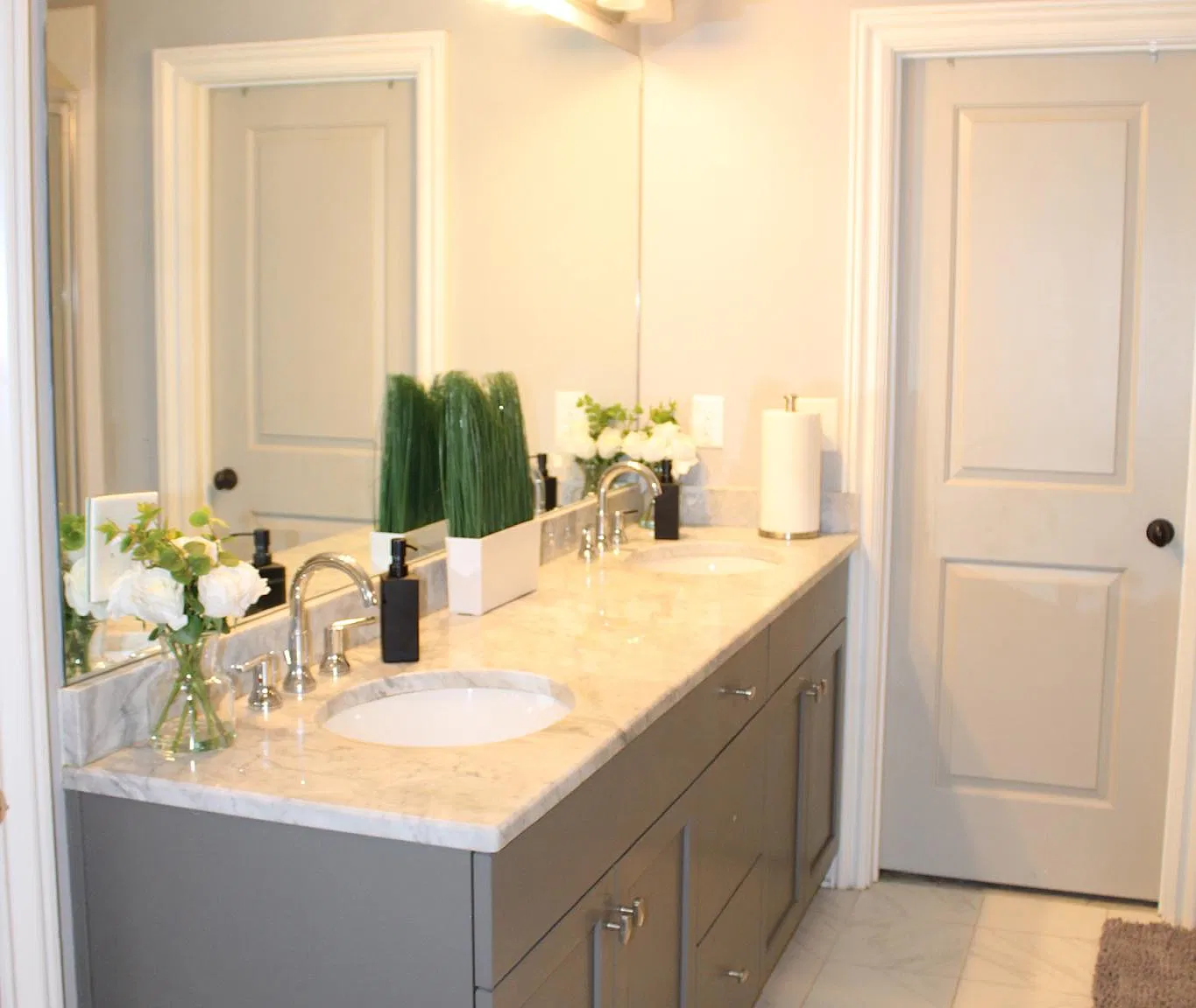 4 bed, 3.5 bath, 2208 sqft, $3,800 — Photo 4