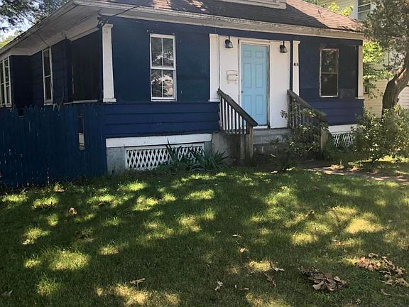 2nd image of 416 Central Ave