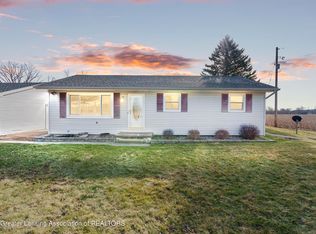 9671 Krepps Rd, Dewitt, MI 48820