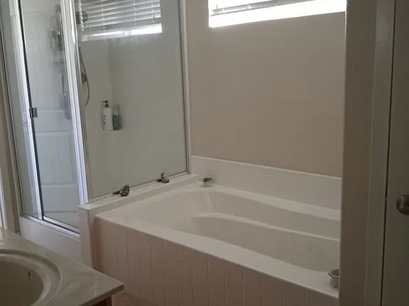 1443 Yosemite Dr #5, Chico, CA 95928