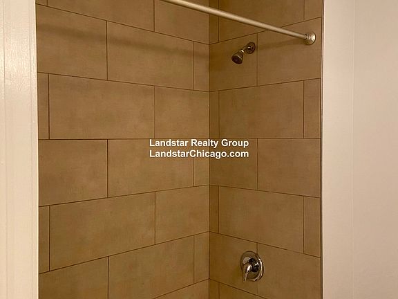 5th image of 125 E 21st St APT 314