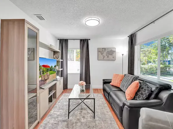 (undisclosed Address), Fort Lauderdale, FL 33309