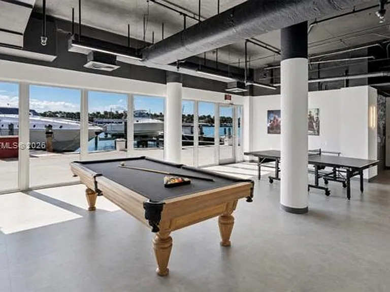 900 Bay Dr #424 — Photo 38