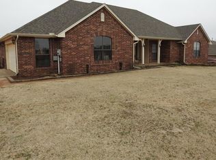 1531 Twin Spires Trl, Guthrie, OK 73044