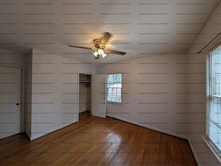 227 Garden Ln #B — Photo 6