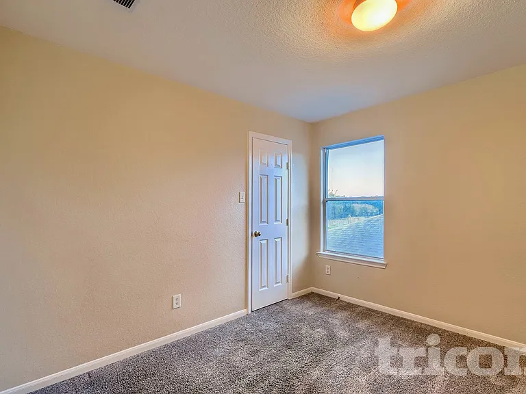 9711 Sugarblossom Ln — Photo 9